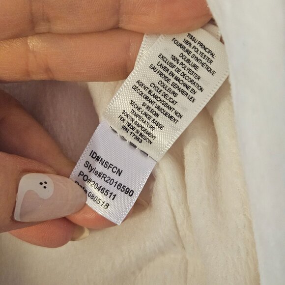 Kensie Cream Plush Lounge Jacket L/XL Cozy Fleece Pom Pom Detail Robe Cardigan - Picture 7 of 8